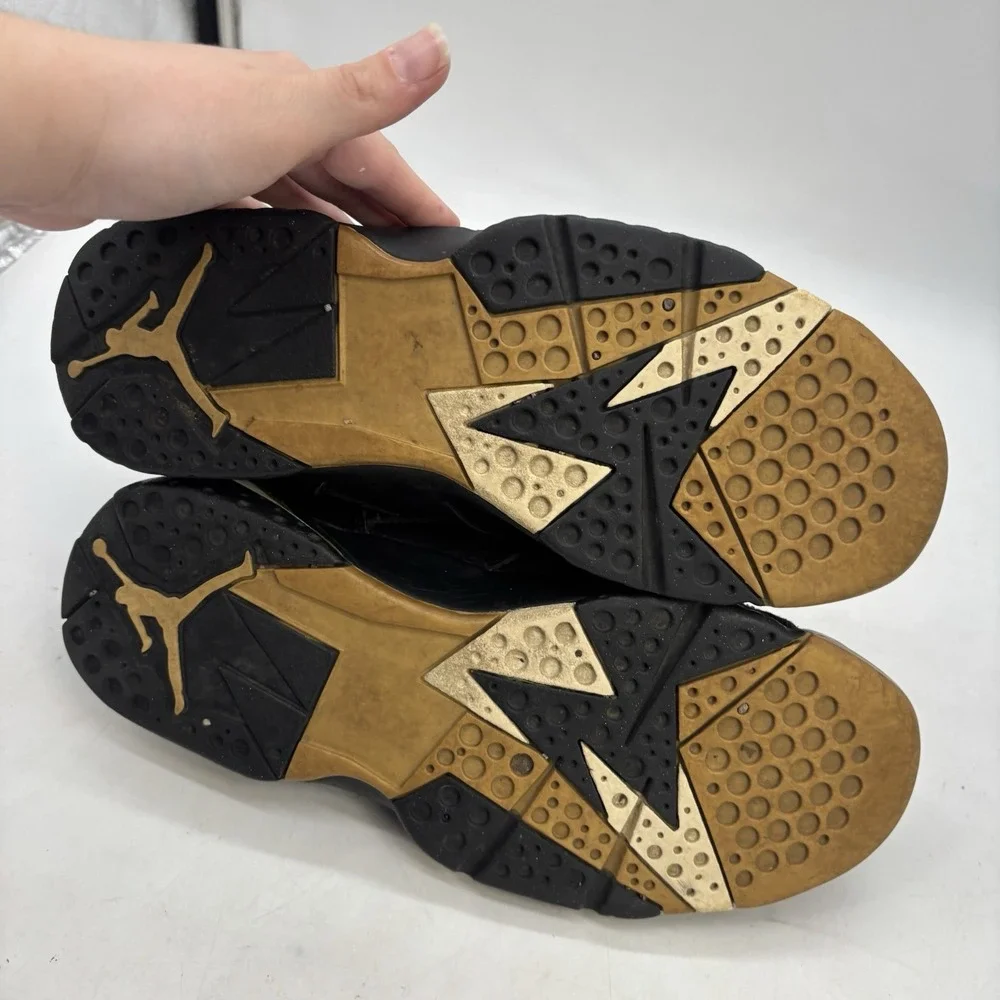Air Jordan 7 Retro Golden Moments Shoes Mens 9 Black Casual Lace Up Skater Y2K